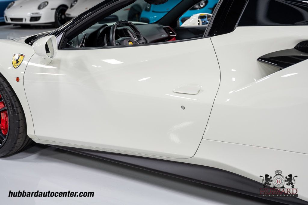 2019 Ferrari 488 Spider Convertible - 23062728 - 62
