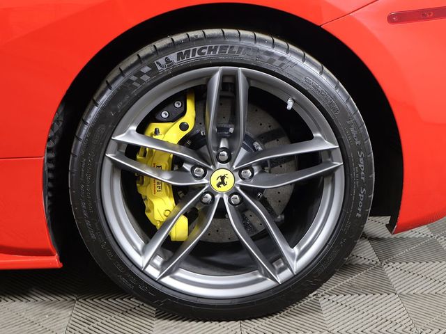 2019 Ferrari 488 Spider Convertible - 23002500 - 23