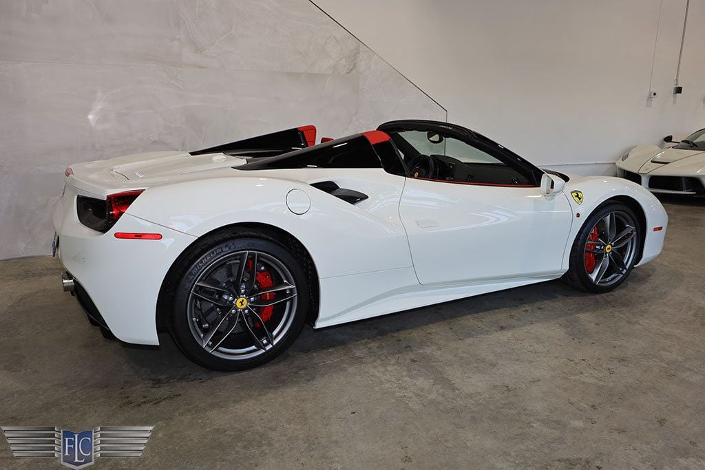 2019 Ferrari 488 Spider Convertible - 22223327 - 4