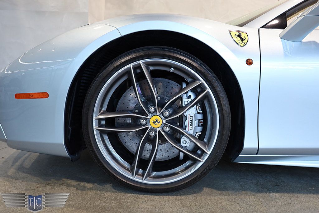 2019 Ferrari 488 Spider Convertible - 22967902 - 40