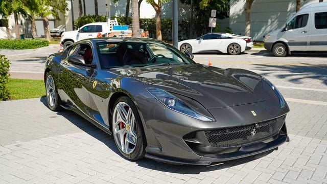 2019 Ferrari 812 Superfast Coupe - 22767367 - 3