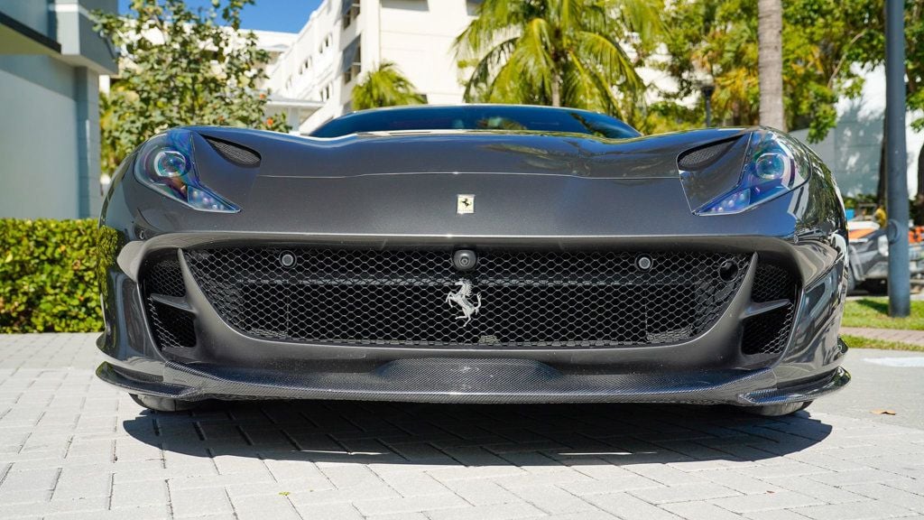 2019 Ferrari 812 Superfast Coupe - 22767367 - 6