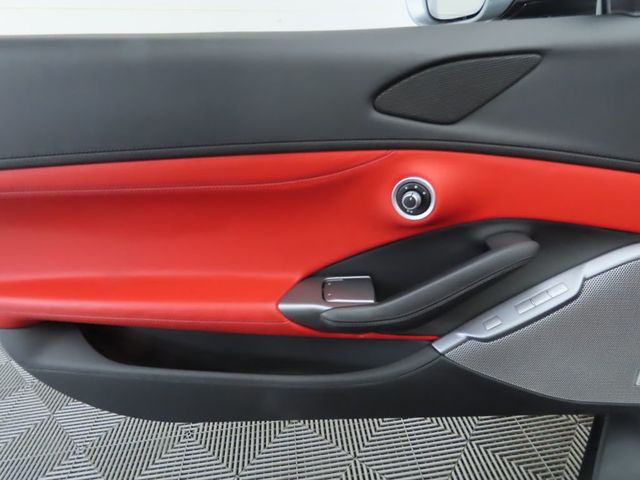 2019 Ferrari Portofino Base - 22954184 - 31
