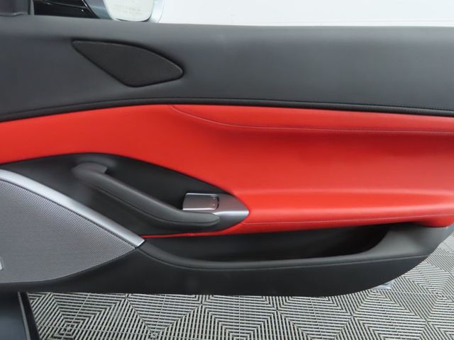 2019 Ferrari Portofino Base - 22954184 - 32