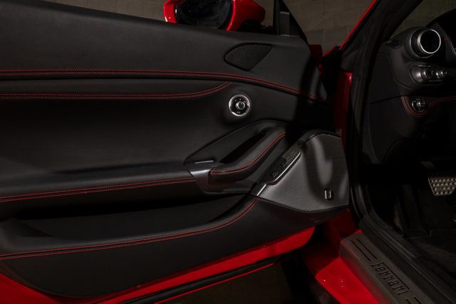 2019 Ferrari Portofino Convertible - 22964619 - 24