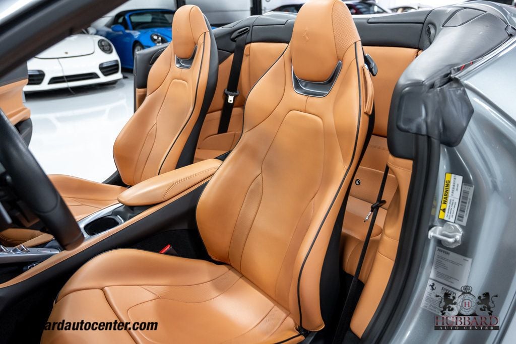 2019 Ferrari Portofino Convertible - 23076161 - 17