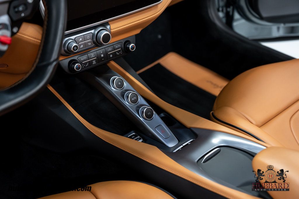 2019 Ferrari Portofino Convertible - 23076161 - 22