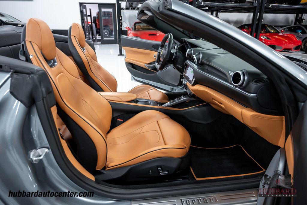 2019 Ferrari Portofino Convertible - 23076161 - 28