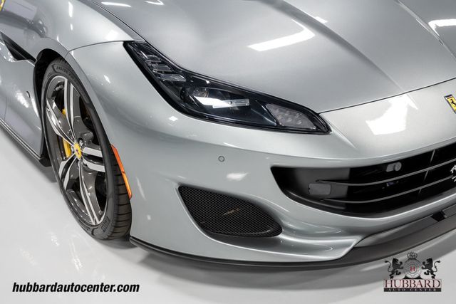 2019 Ferrari Portofino Convertible - 23076161 - 30