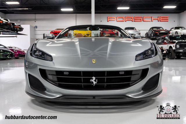 2019 Ferrari Portofino Convertible - 23076161 - 32