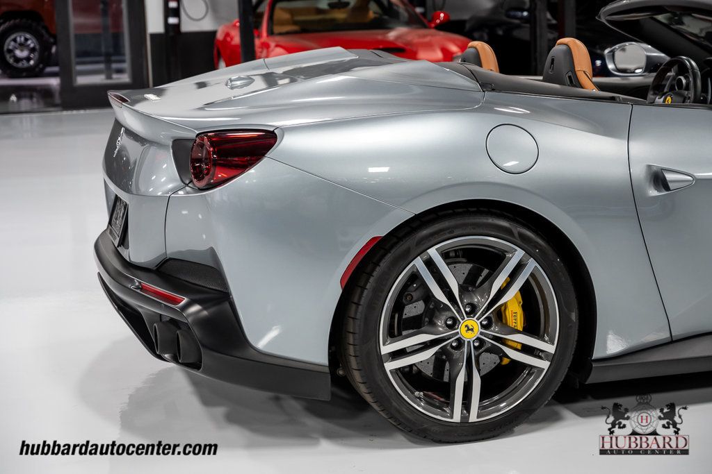 2019 Ferrari Portofino Convertible - 23076161 - 38