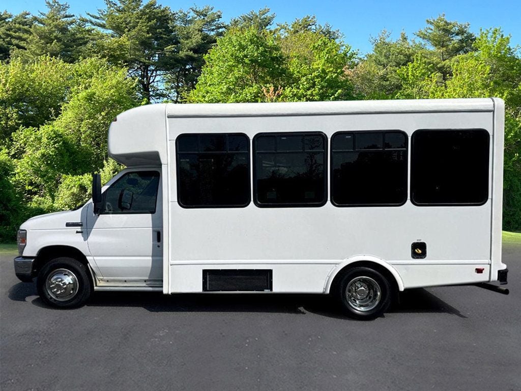 2019 Ford E350 Non-CDL Shuttle Bus For Sale For Adults Seniors Church & Worker Transport - 22546232 - 3