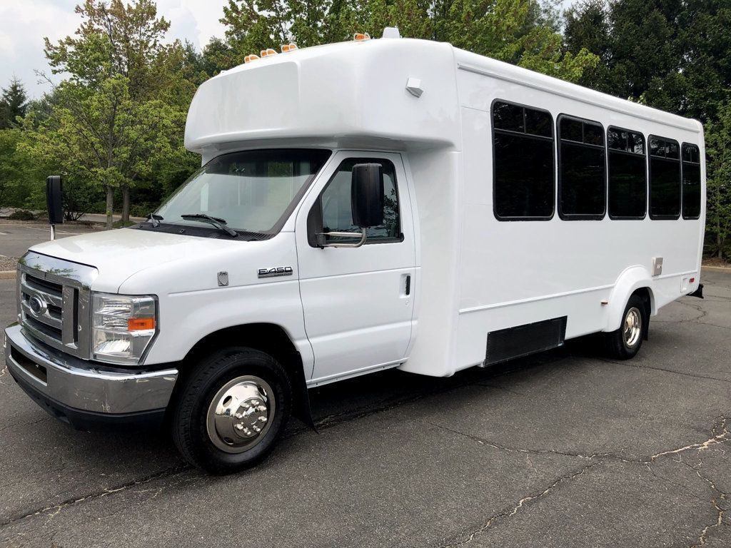 2019 Ford E450 Non-CDL Wheelchair Shuttle Bus For Sale For Adults Medical Transport Mobility ADA Handicapped - 23083932 - 2
