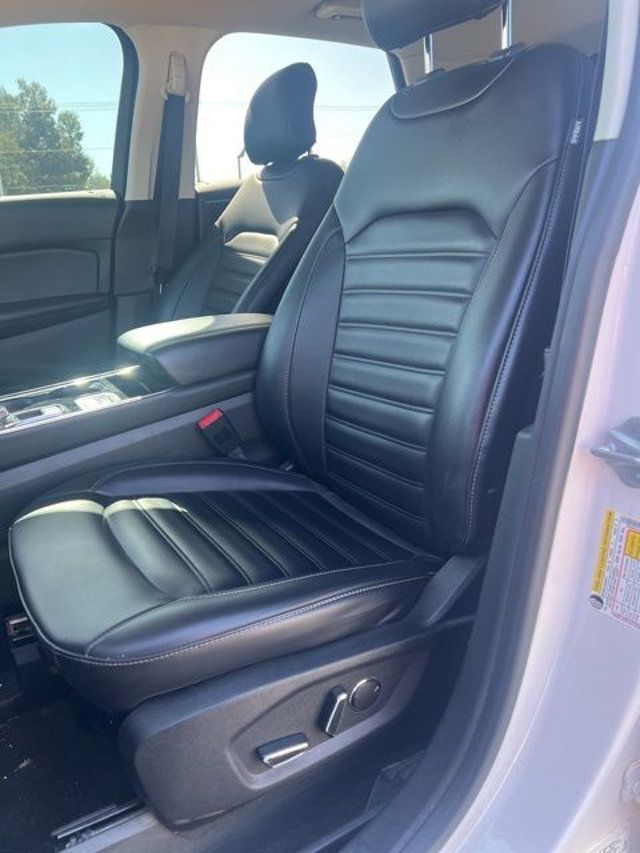 2019 Ford Edge SEL AWD - 22995963 - 13