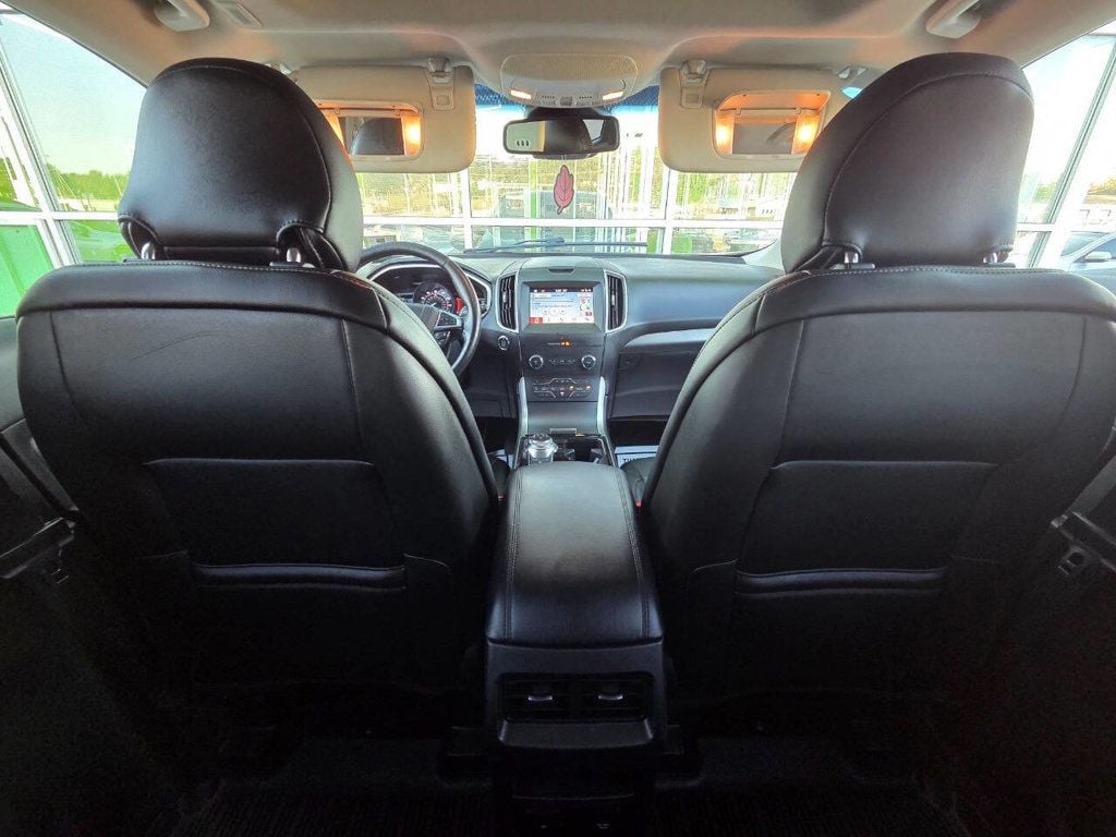 2019 Ford Edge SEL photo 20