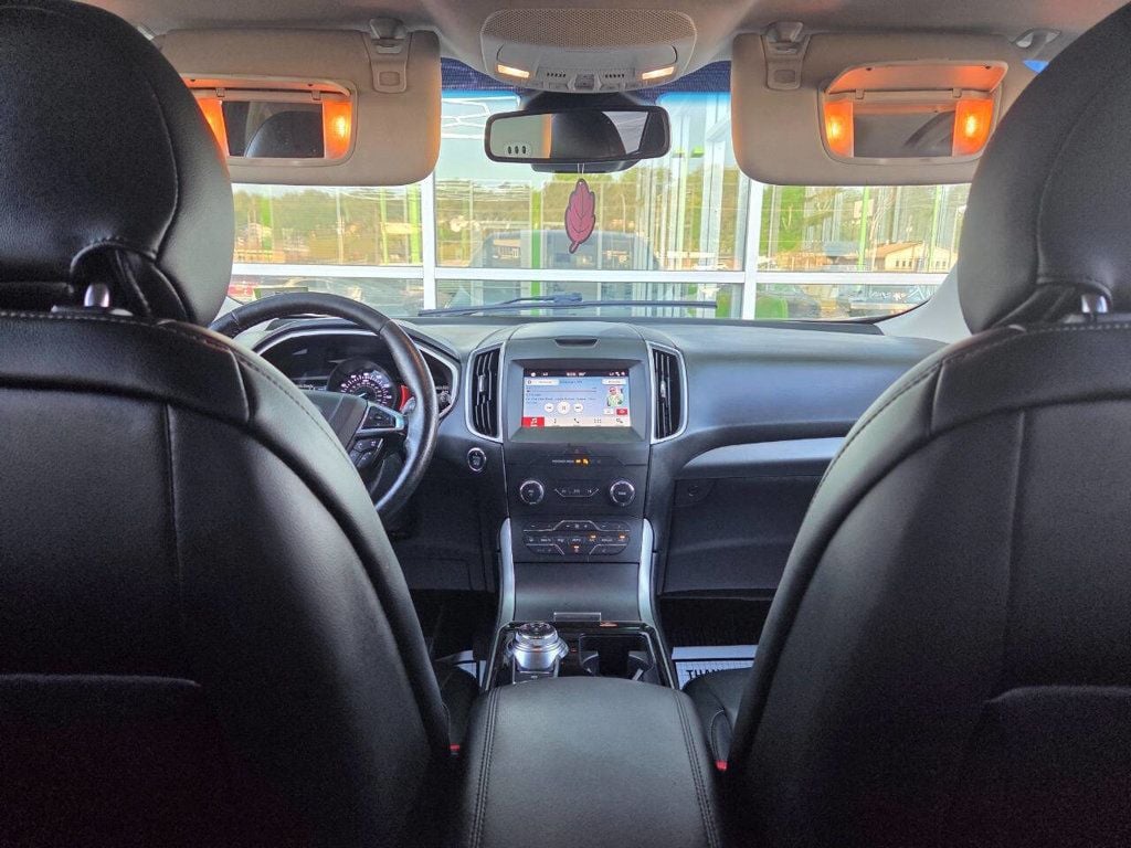 2019 Ford Edge SEL photo 21