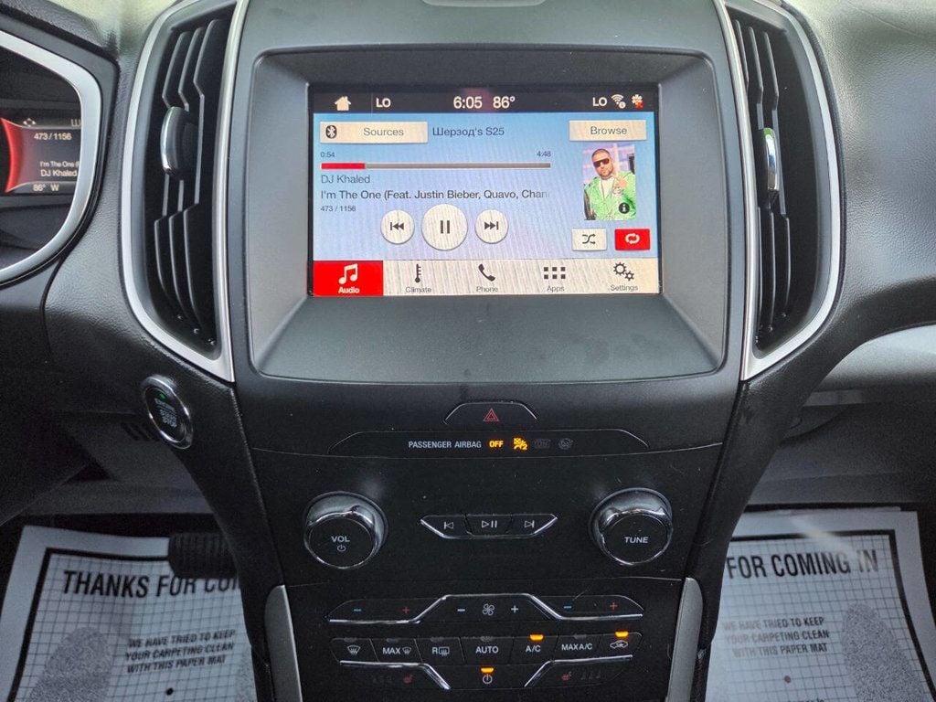 2019 Ford Edge SEL photo 23