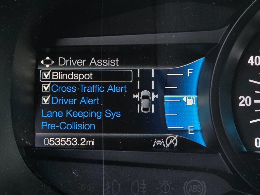 2019 Ford Edge SEL photo 29