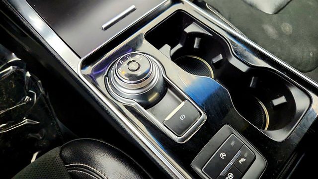 2019 Ford Edge ST AWD with Equipment 401A, 21'' Wheels & Cold Weather Package - 22967888 - 16