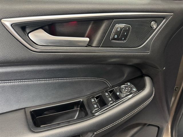 2019 Ford Edge Titanium AWD - 22954742 - 11