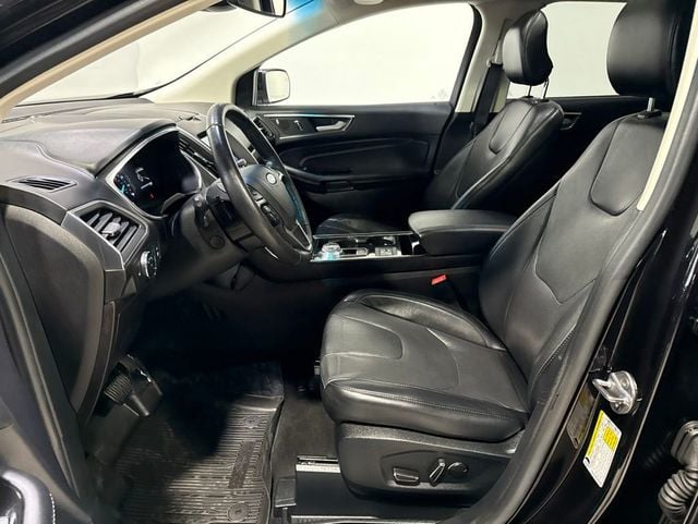 2019 Ford Edge Titanium AWD - 23022567 - 19