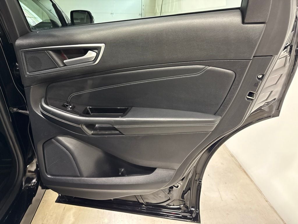 2019 Ford Edge Titanium AWD - 23022567 - 35