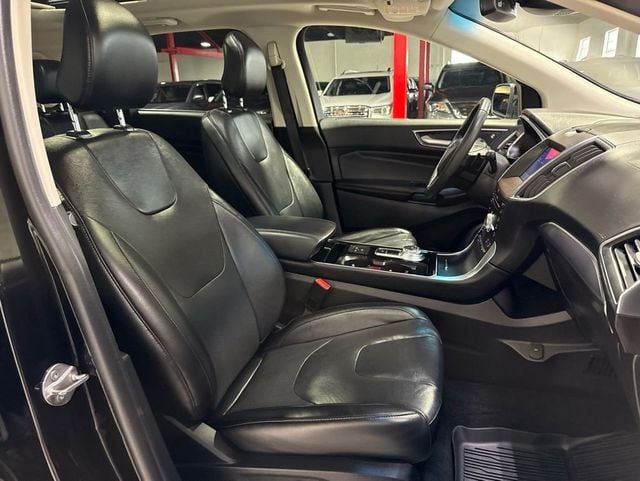 2019 Ford Edge Titanium AWD - 23022567 - 38