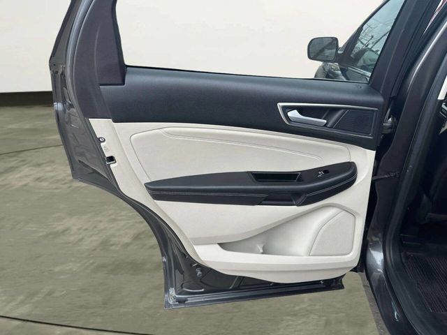 2019 Ford Edge Titanium AWD - 23007414 - 11