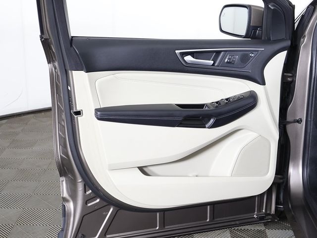 2019 Ford Edge Titanium AWD - 22989463 - 27