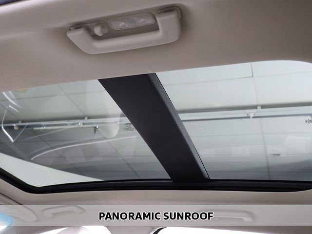 2019 Ford Edge Titanium AWD - 22989463 - 3