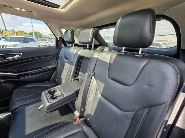 2019 Ford Edge Titanium AWD - 22883788 - 17