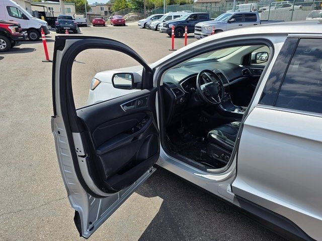 2019 Ford Edge Titanium AWD - 22883788 - 37
