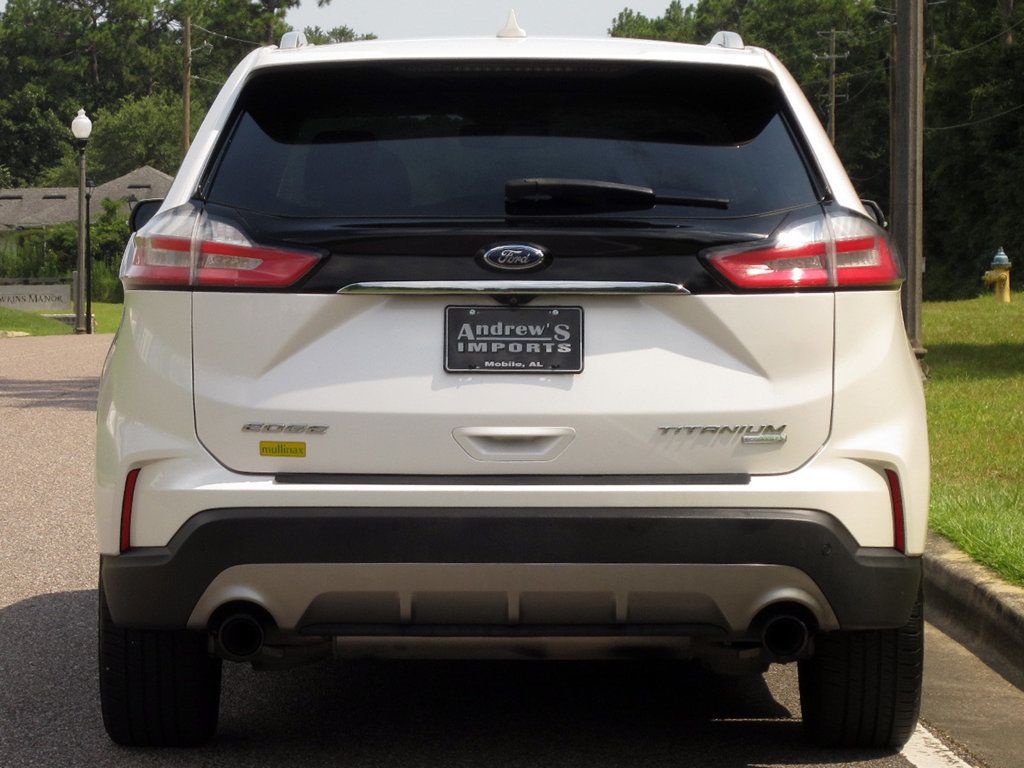 2019 Ford Edge Titanium photo 4