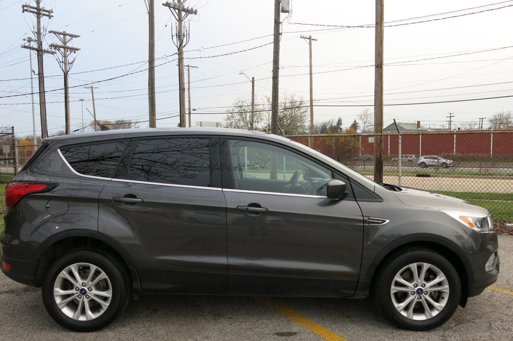 2019 Ford Escape SE 4WD - 22691082 - 4