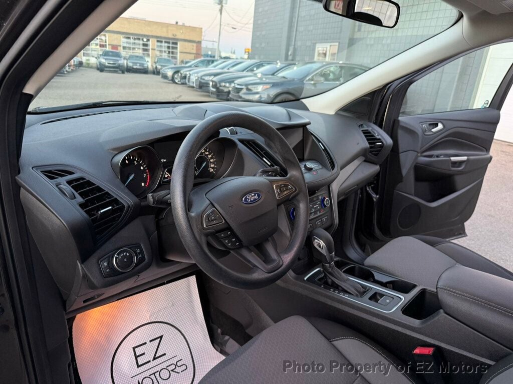 2019 Ford Escape SE 4WD - 22863274 - 12
