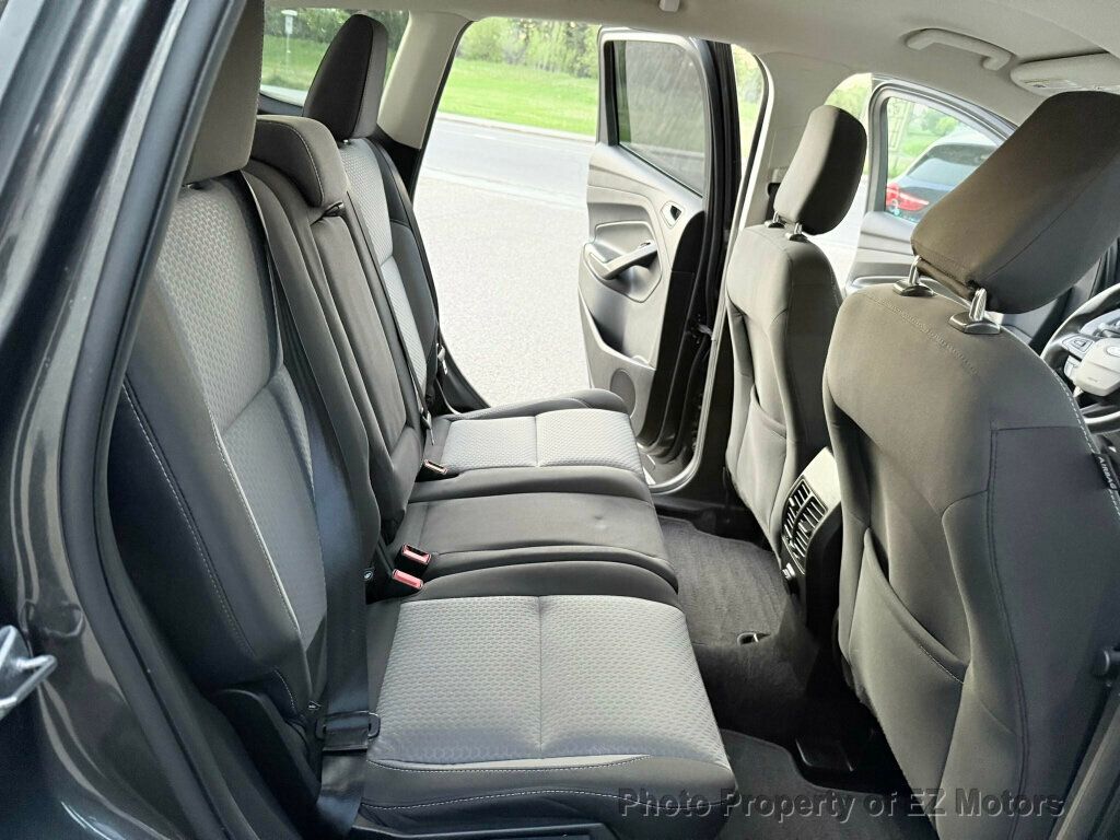 2019 Ford Escape SE 4WD - 22863274 - 16