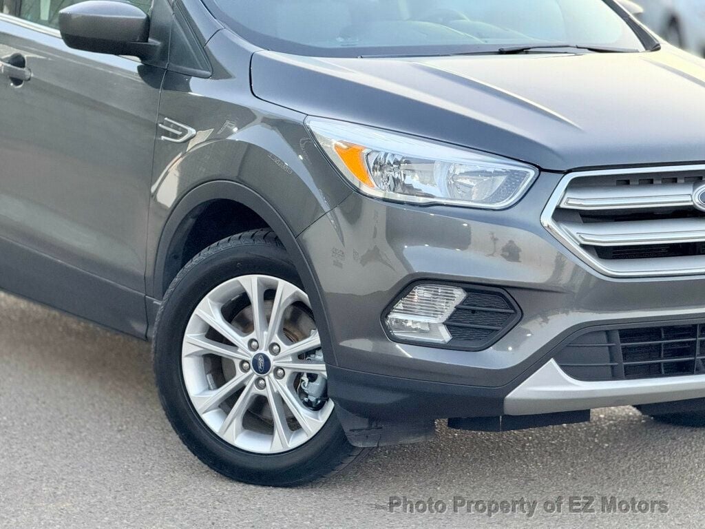 2019 Ford Escape SE 4WD - 22863274 - 3