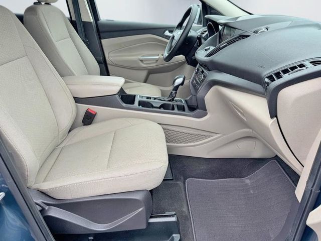 2019 Ford Escape SE 4WD - 23031701 - 18