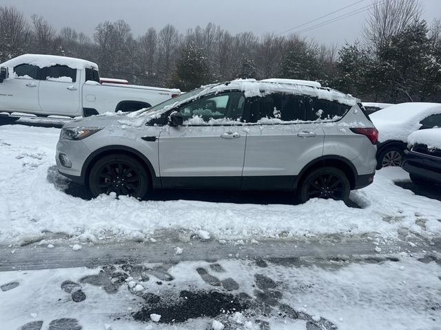 2019 Ford Escape SE 4WD - 22772541 - 3