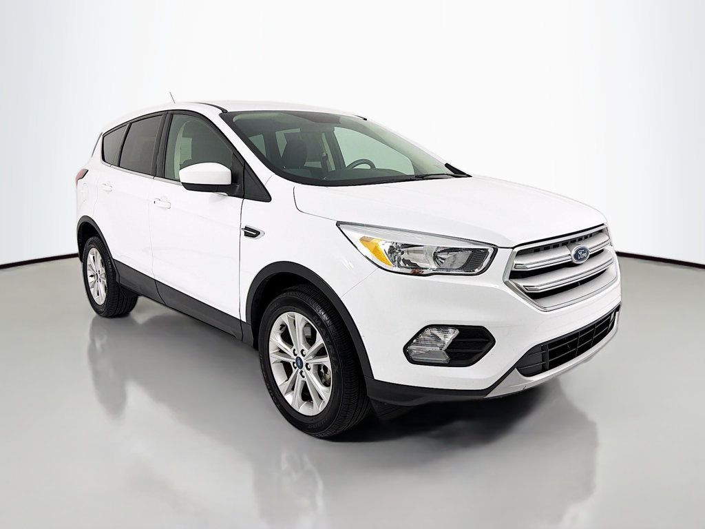 2019 Ford Escape SE 4WD - 23008143