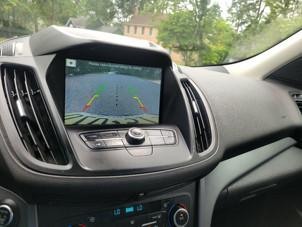 2019 Ford Escape SE photo 20