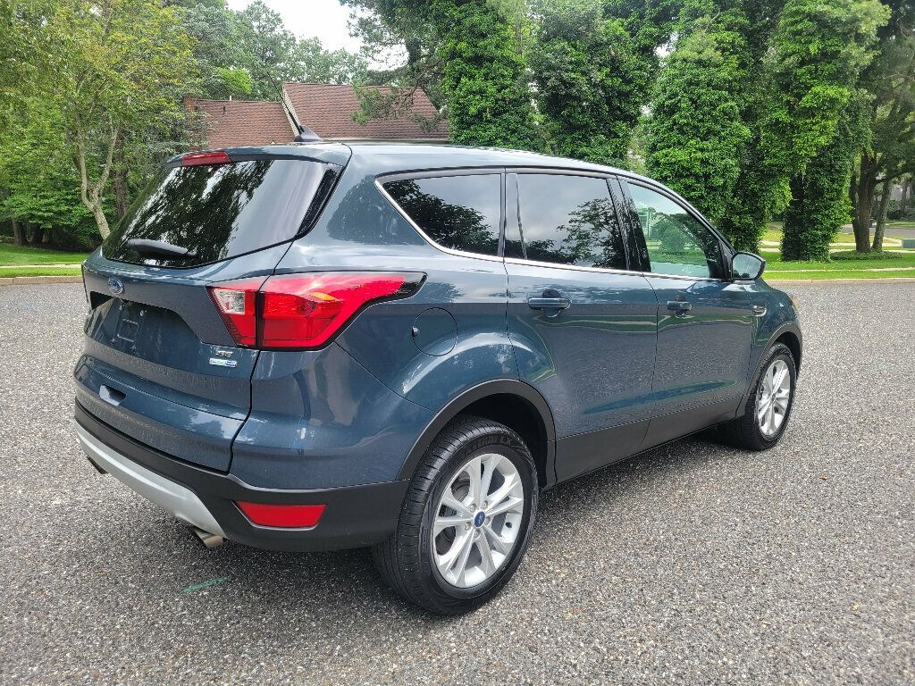 2019 Ford Escape SE photo 5