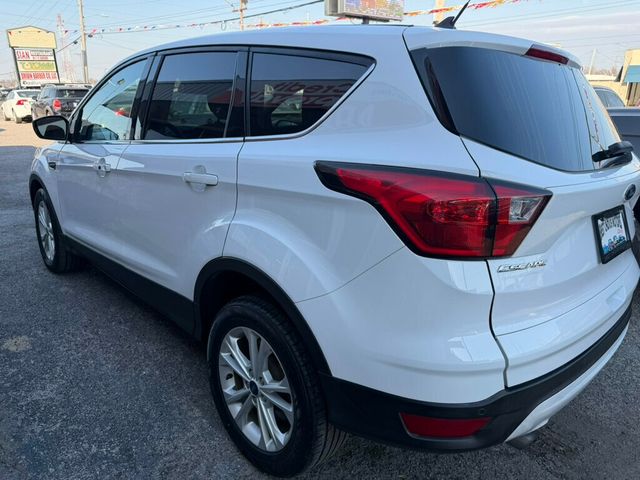 2019 Ford Escape SE FWD - 22991977 - 13