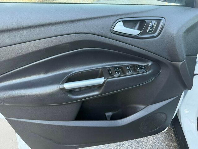 2019 Ford Escape SE FWD - 22991977 - 20