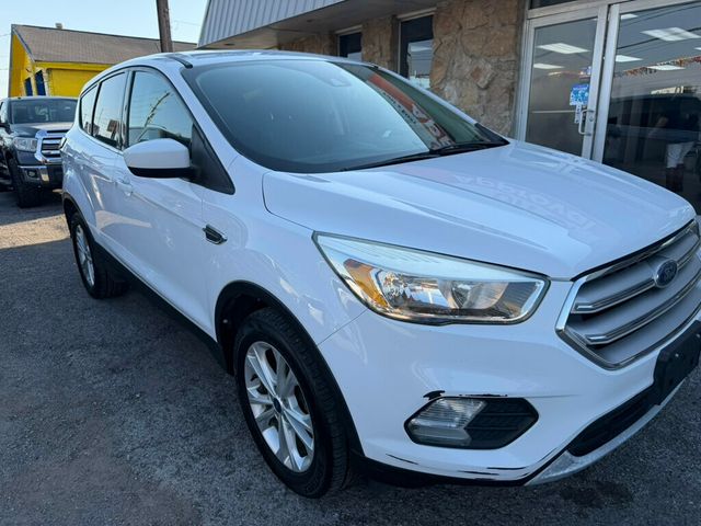 2019 Ford Escape SE FWD - 22991977 - 6