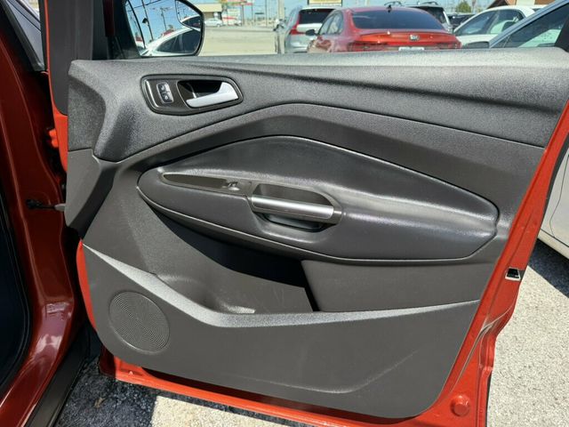 2019 Ford Escape SE FWD - 23081837 - 15