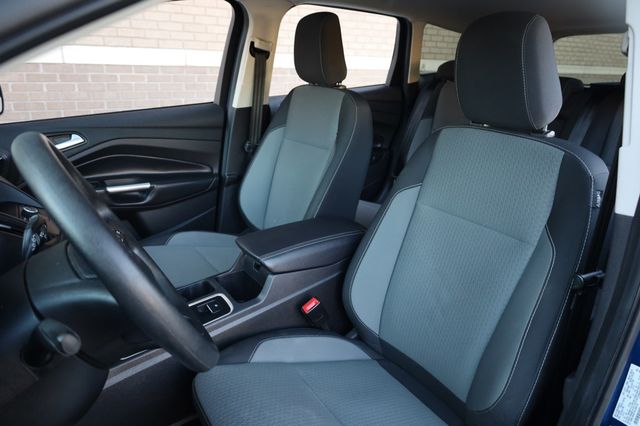 2019 Ford Escape SE FWD - 22907924 - 16