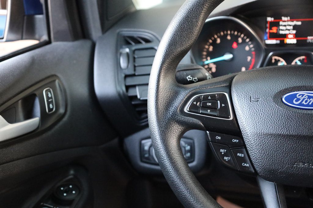 2019 Ford Escape SE photo 30