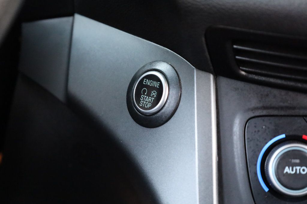 2019 Ford Escape SE photo 32