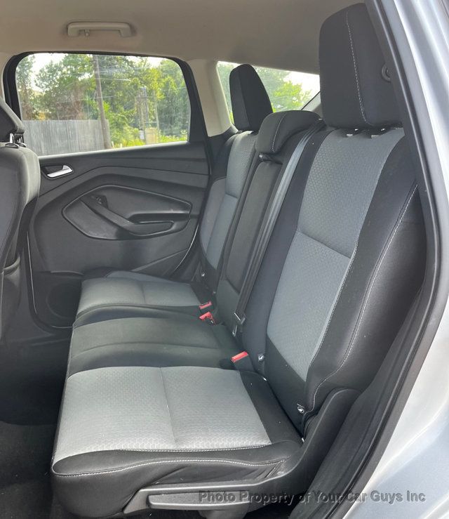 2019 Ford Escape SE FWD - 23066744 - 14